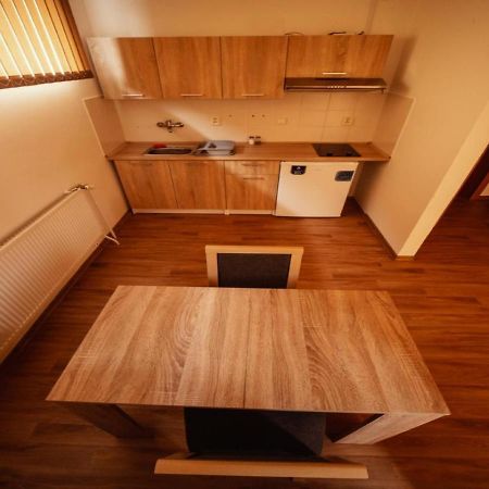 Pyramida Broumov Aparthotel Luaran gambar
