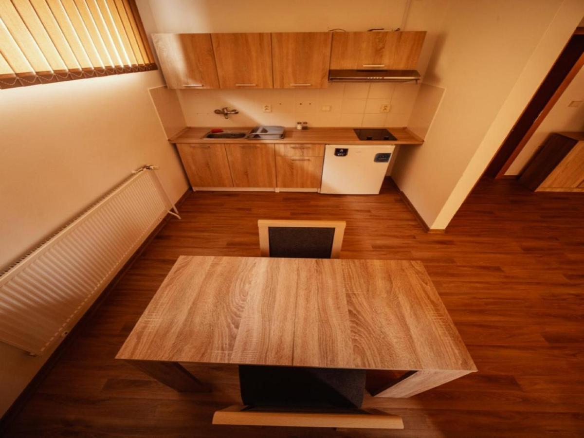 Pyramida Broumov Aparthotel Luaran gambar
