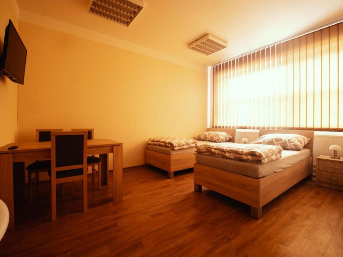 Pyramida Broumov Aparthotel Luaran gambar